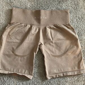 Tan NVTGN contour seamless shorts